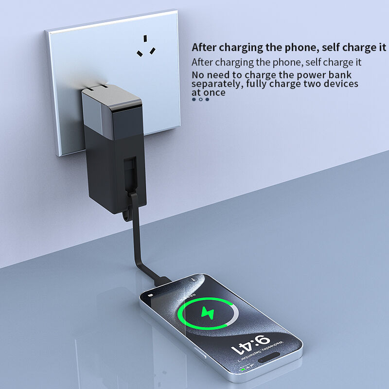 22.5W Output 3 In 1 Quick Charger Power Bank Micro USB Safety With Over Discharging Protection