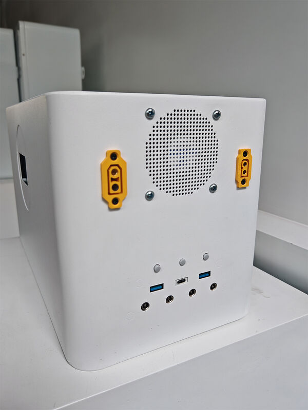 1200W 960Wh Portable Power Station with XT60 Fast Charging for Outdoor Emergencies