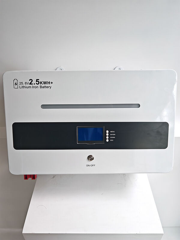 25.6V 100Ah Wall Mounted Energy Storage Power Supply Untuk Instalasi Menghemat Ruang