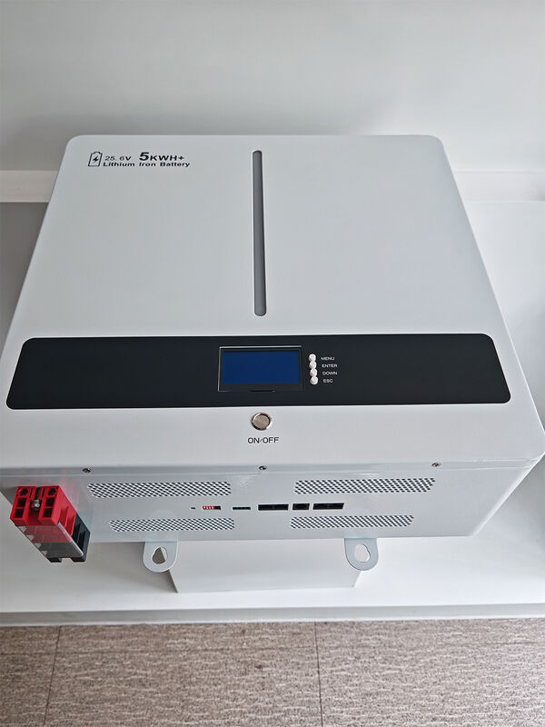 51.2V 100Ah 5.12kWh Enerji depolama Güç kaynağı Şebeke dışı Uzay verimliliği