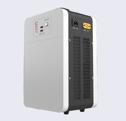 ژنراتور انرژی خورشیدی 300W 1005Wh با باتری LiFePO4 برای تامین برق اضطراری در فضای باز